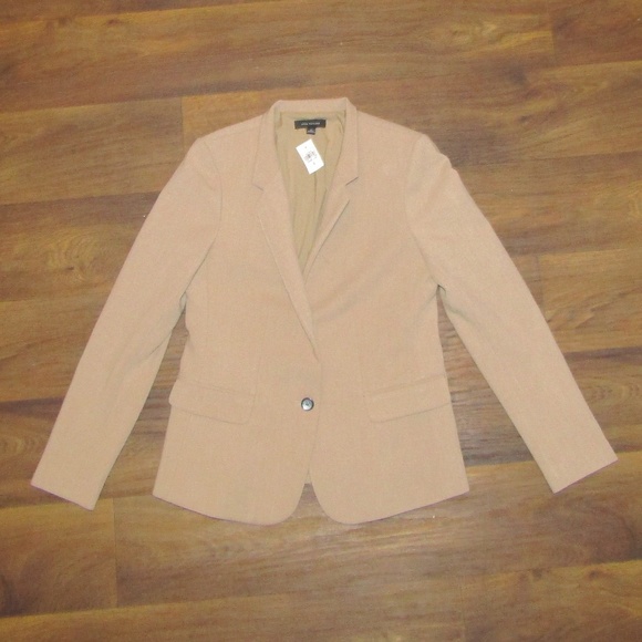 Ann Taylor Jackets & Blazers - Ann Taylor Size 6 Tan Blazer NWT Woman